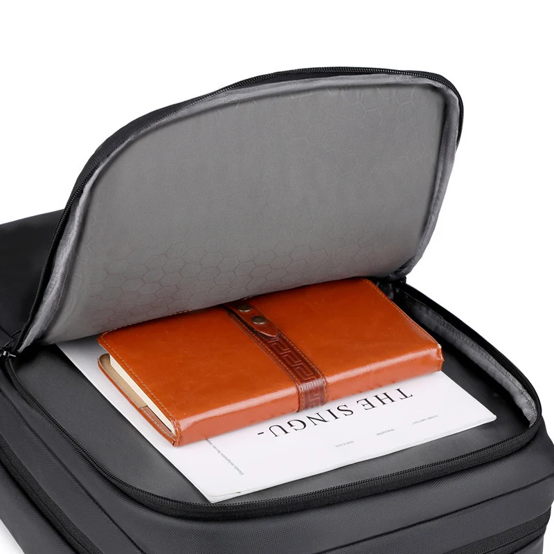 Moderner Laptop-Rucksack mit multifunktionalen Taschen Skanto