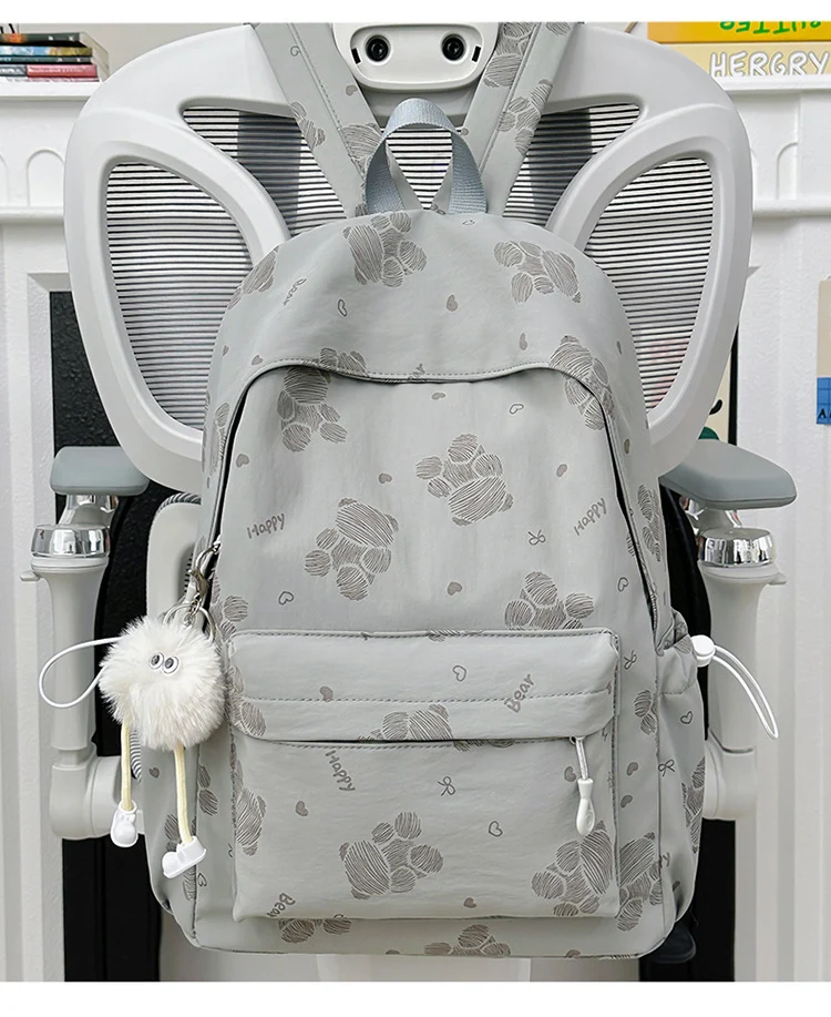 Niedlicher Rucksack Skanto mit Tierpfotenabdruck