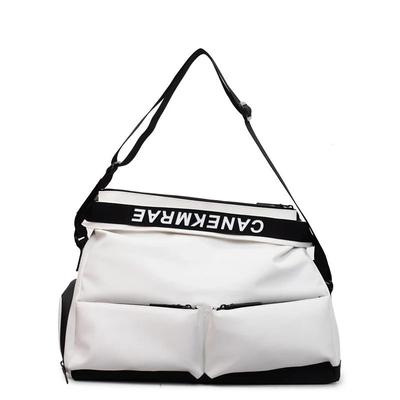 Stylische Sporttasche Skanto