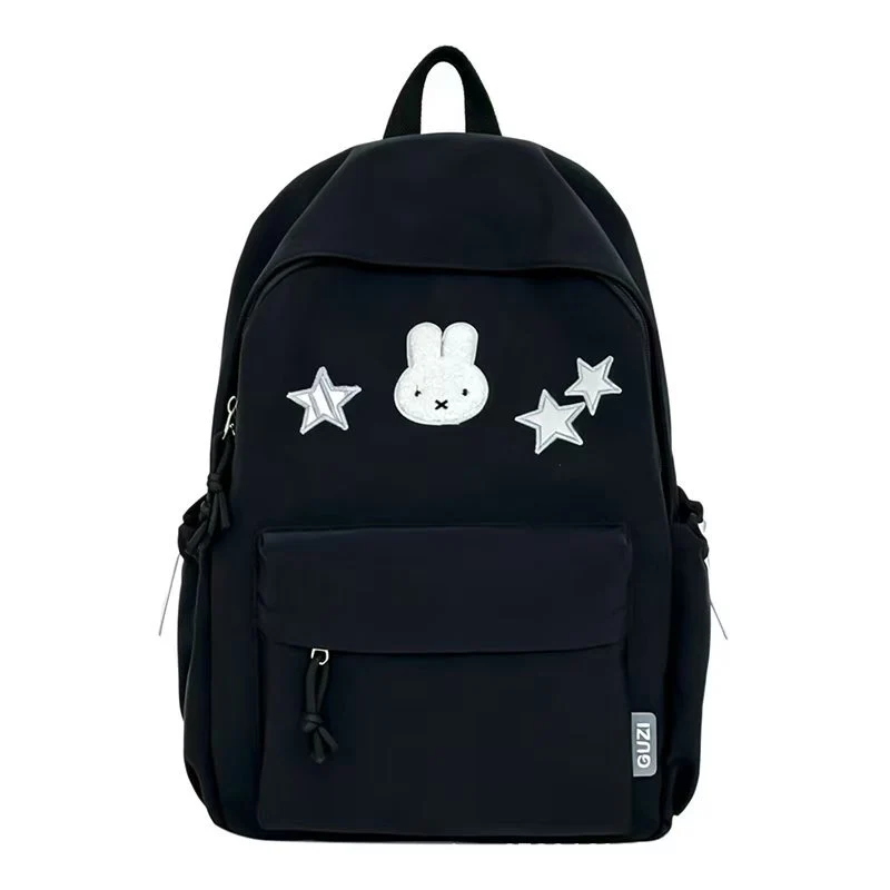 Charmanter Rucksack mit Charakter-Stickerei Skanto