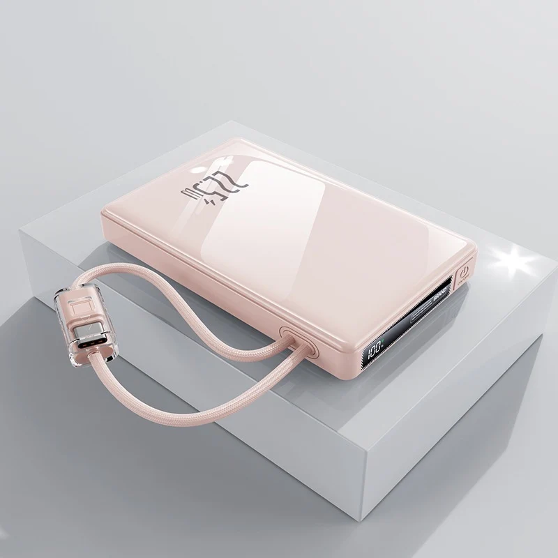 Tragbare Powerbank mit multifunktionalem Schnellladeanschluss Skanto