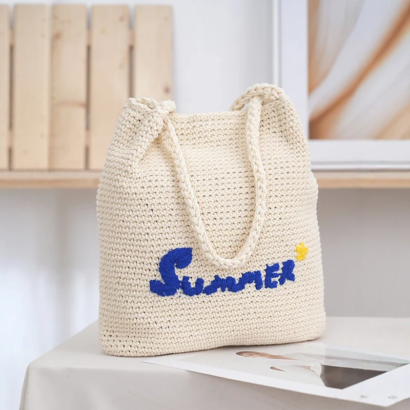 Handgemachte Strohtasche mit Sommermotiv Skanto