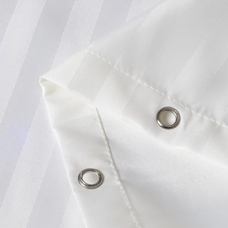 Eleganter Satin plissiert Skanto