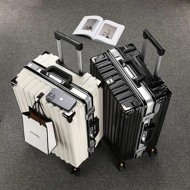 Robuster Hartschalen-Reisekoffer mit geräumigem Innenraum und hochwertigem Rollsystem Skanto