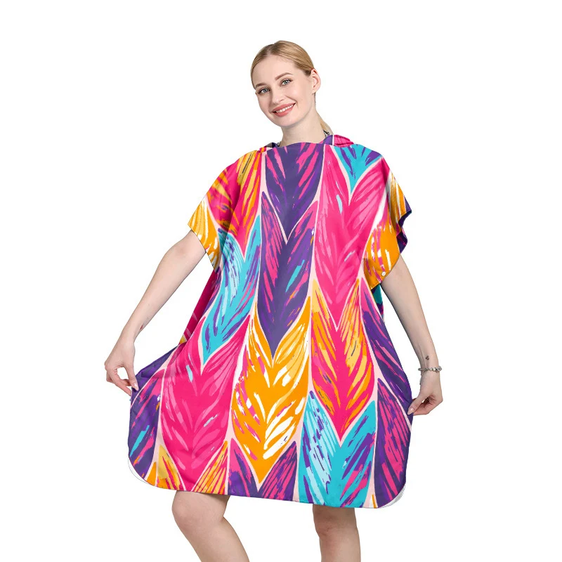 Strandkleid mit Tropenprint Skanto