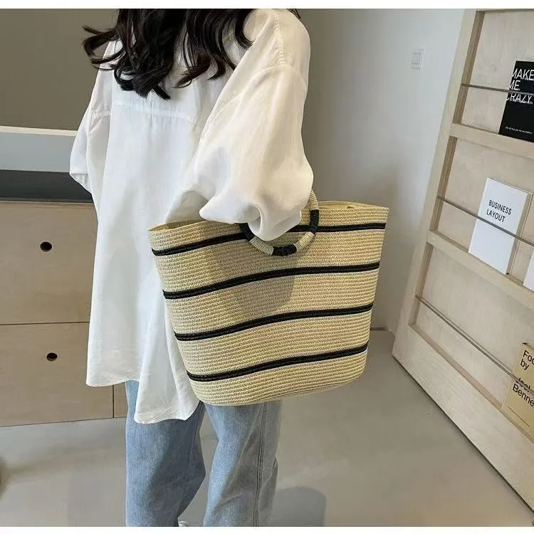 Elegante und geräumige Strandtasche Skanto