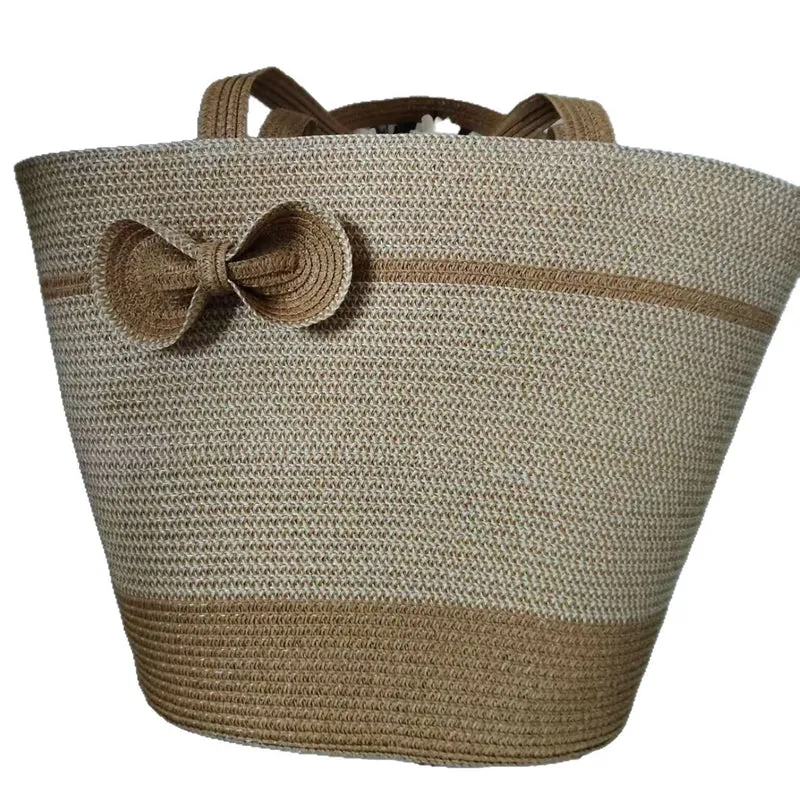Elegante Strohtasche mit dekorativem Schleifenverschluss Skanto
