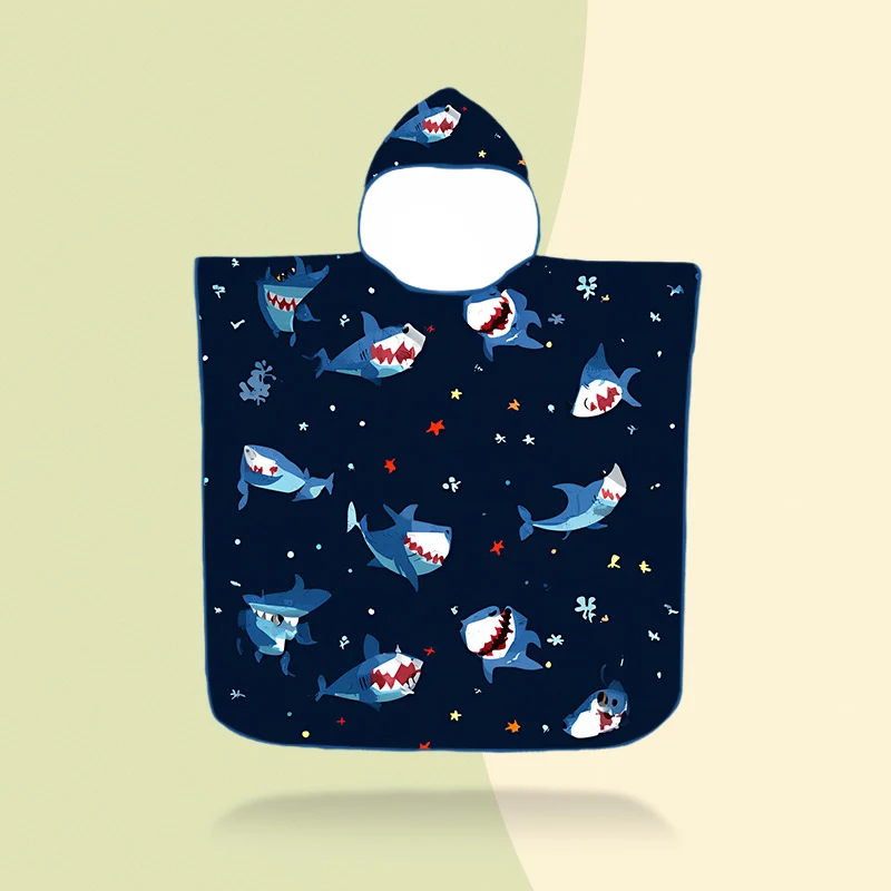 Bunter Kapuzenponcho mit Robotermotiv Skanto