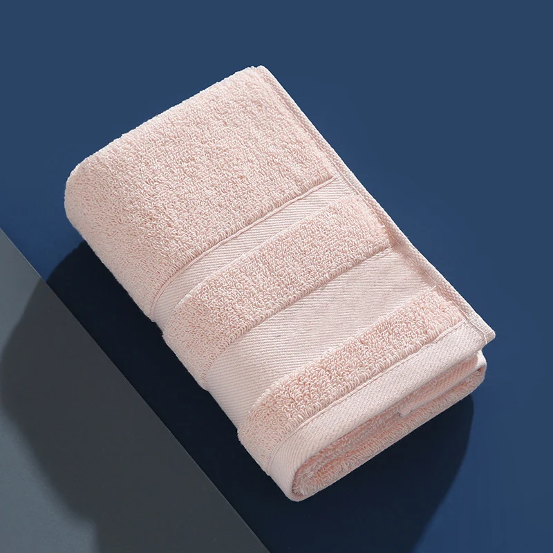 Hochwertiges Frottee-Handtuch mit luxuriösem Design Skanto