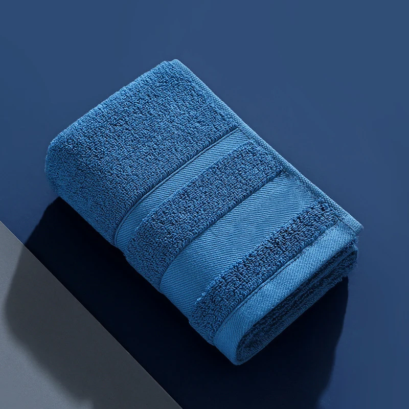 Hochwertiges Frottee-Handtuch mit luxuriösem Design Skanto