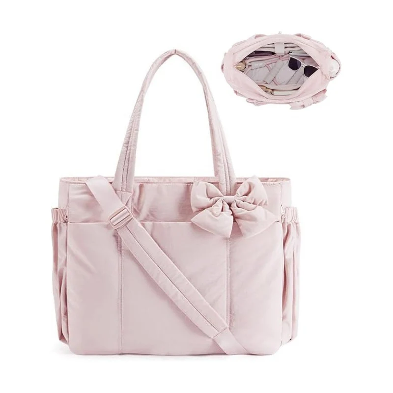 Bequeme Handtasche mit verspieltem Design Skanto