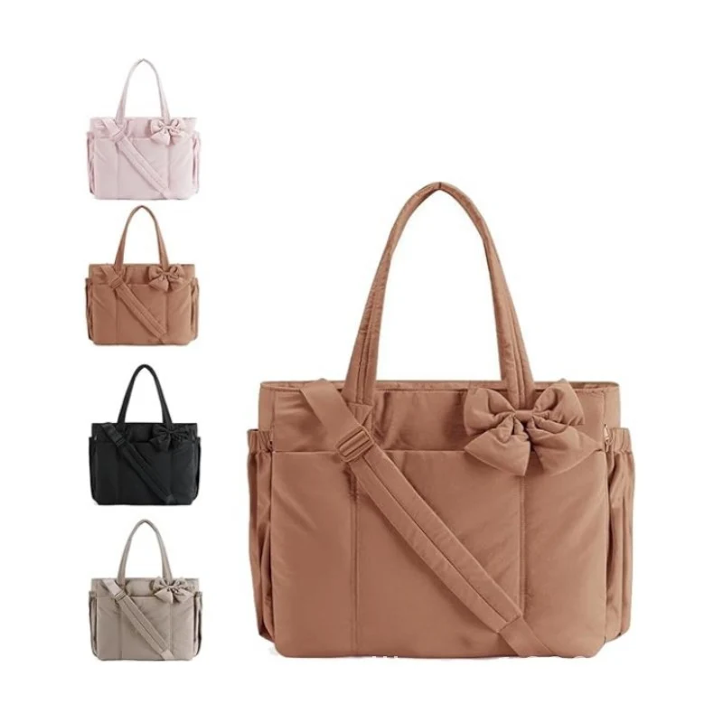 Bequeme Handtasche mit verspieltem Design Skanto