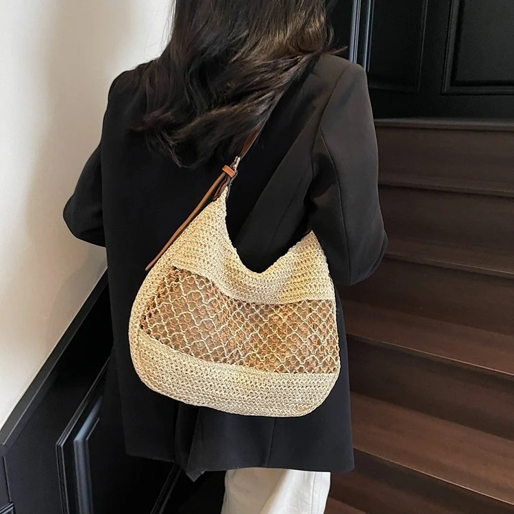 Klassische Schultertasche aus Naturmaterial Skanto