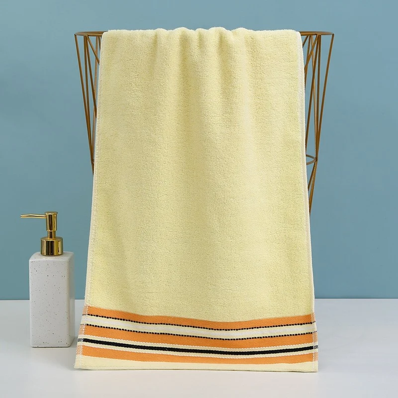 Frottierhandtuch mit luxuriösem Design Skanto