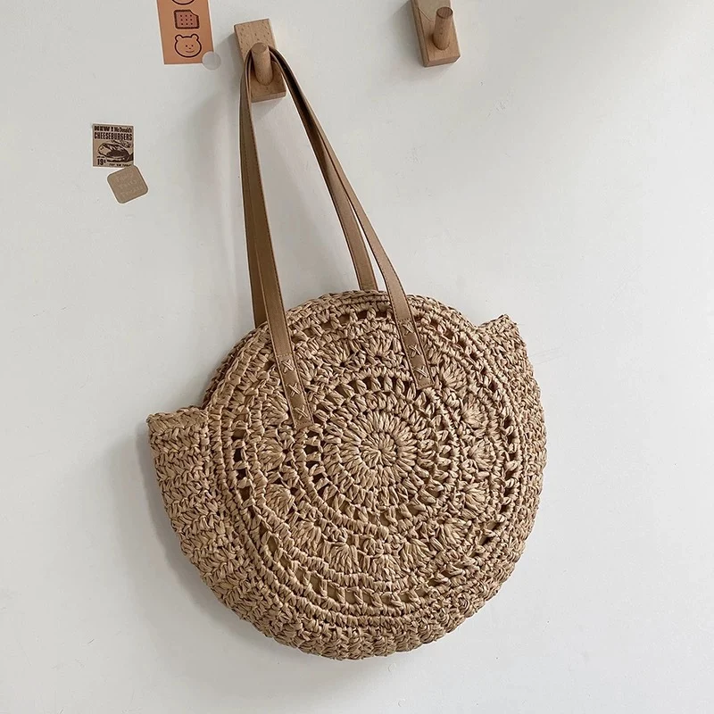 Handgefertigte runde Strohtasche Skanto