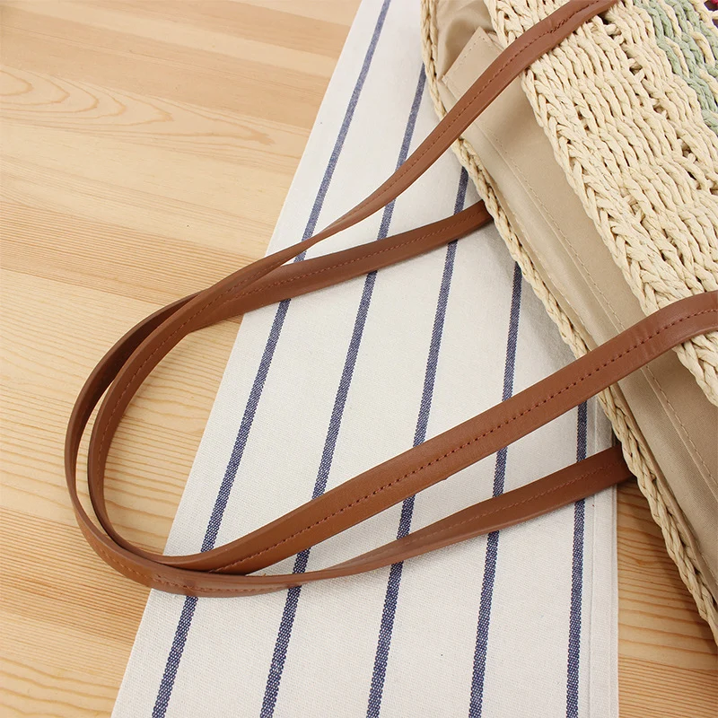Moderne Strohtasche mit Lederdetails Skanto