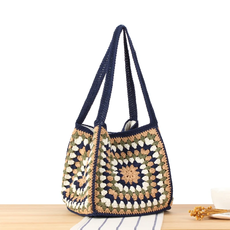 Handtasche im kreativen Granny Square Design Skanto