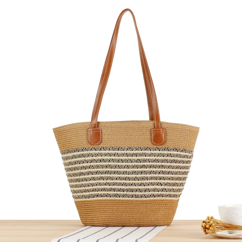 Elegante Strohtasche mit attraktiven Ledergriffen Skanto