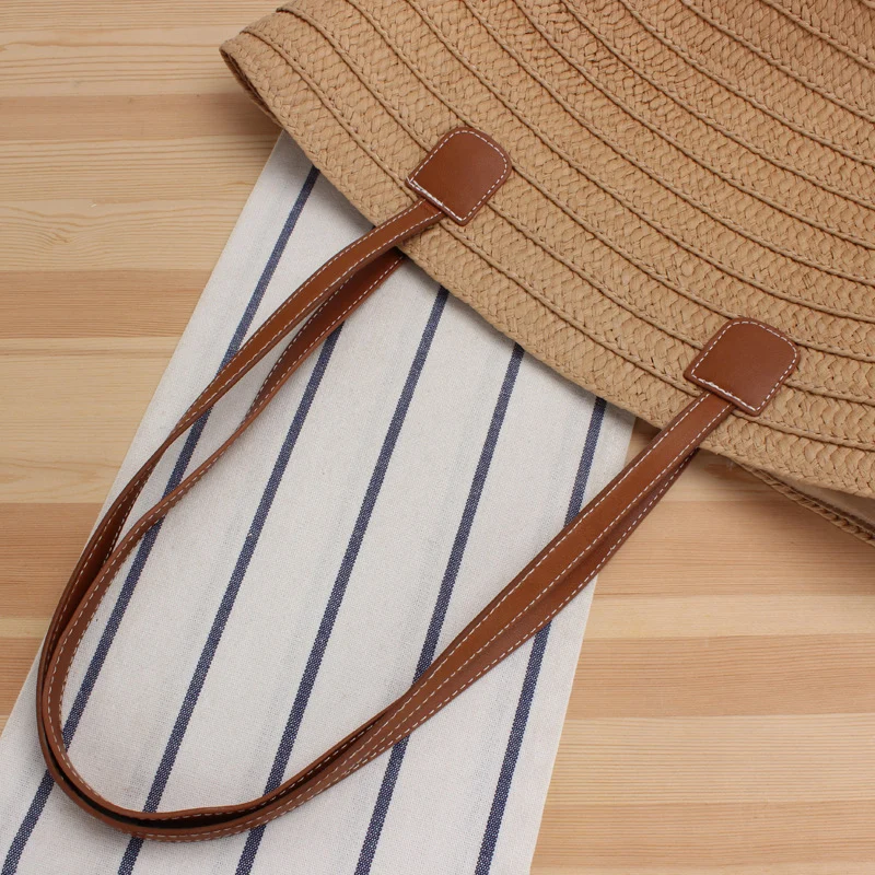 Elegante Umhängetasche aus Natur-Raffia mit hochwertigen Lederakzenten Skanto