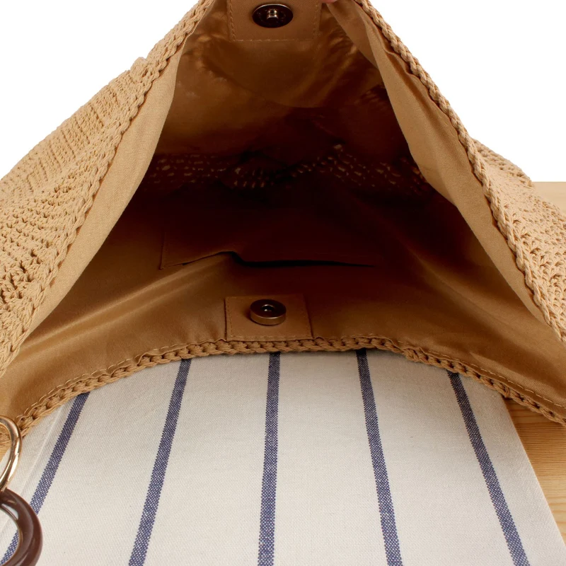 Handtasche aus handgeknüpftem Naturmaterial mit stilvollen Holzgriffen Skanto