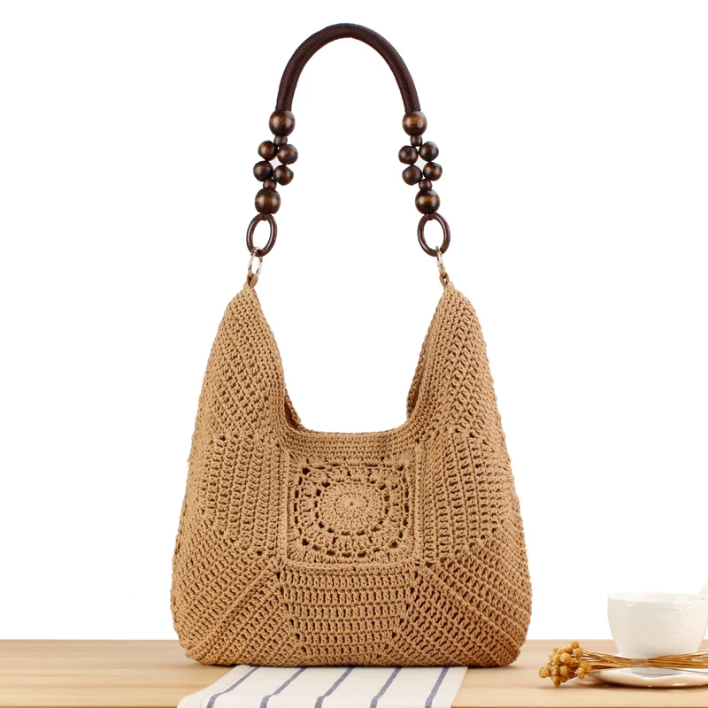 Handtasche aus handgeknüpftem Naturmaterial mit stilvollen Holzgriffen Skanto