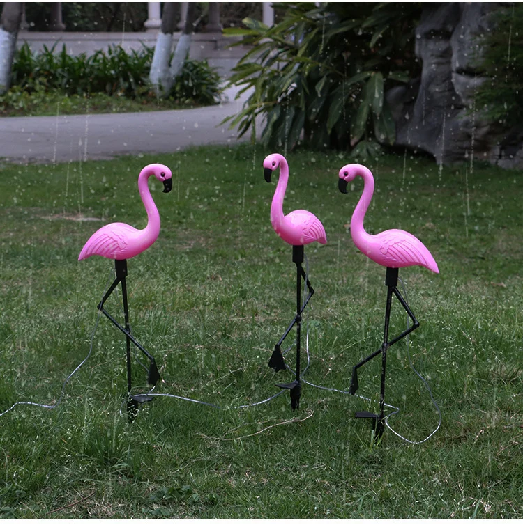 Dekorative Solar-Flamingo-Gartenstecker-Lampe mit verstellbarem Metallarm und integrierter LED Skanto
