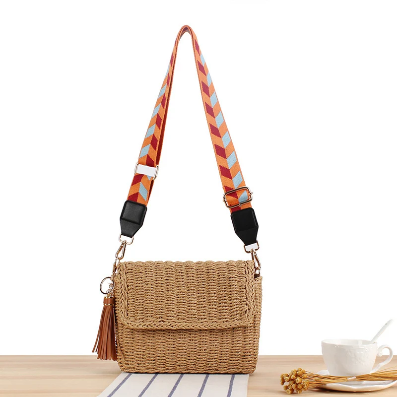 Umhängetasche aus handgeknüpftem Naturmaterial mit dekorativem Makramee Skanto