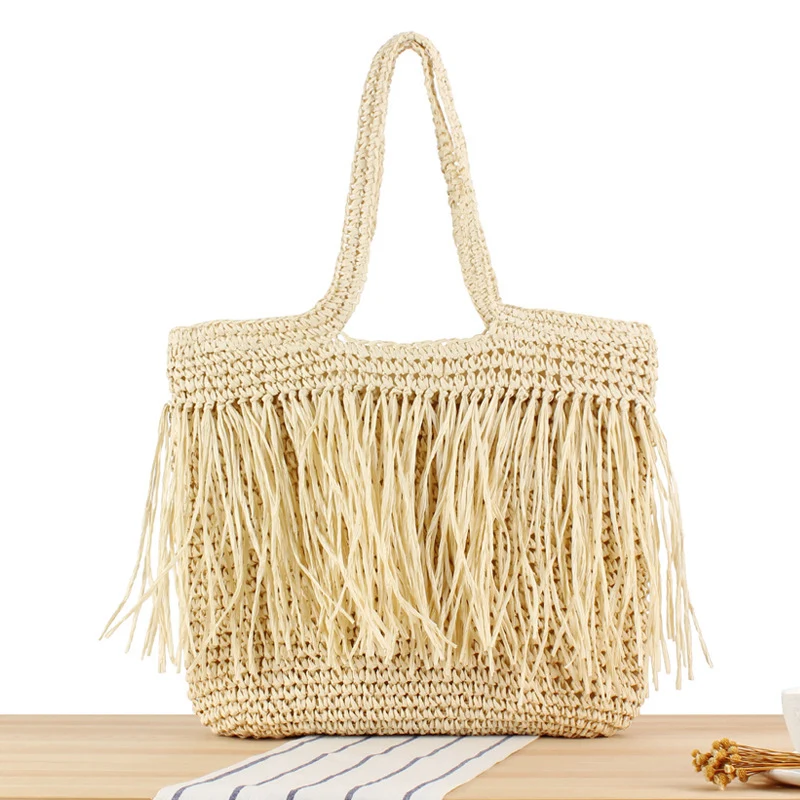 Designer-Strohtasche mit Fransen-Detail Skanto