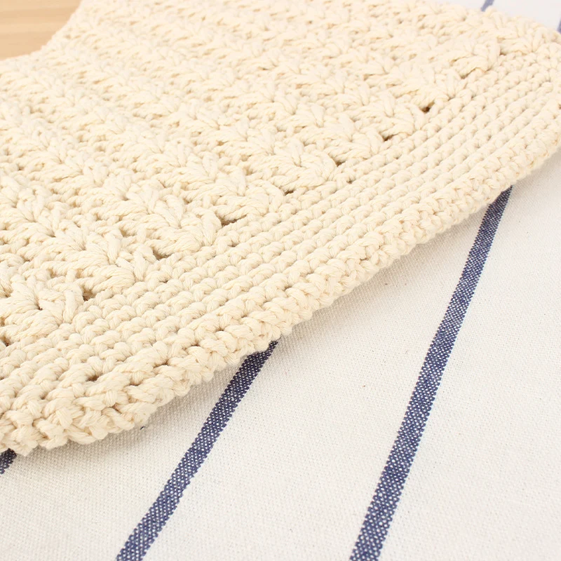 Handtasche aus handgeknüpftem Naturmaterial Skanto