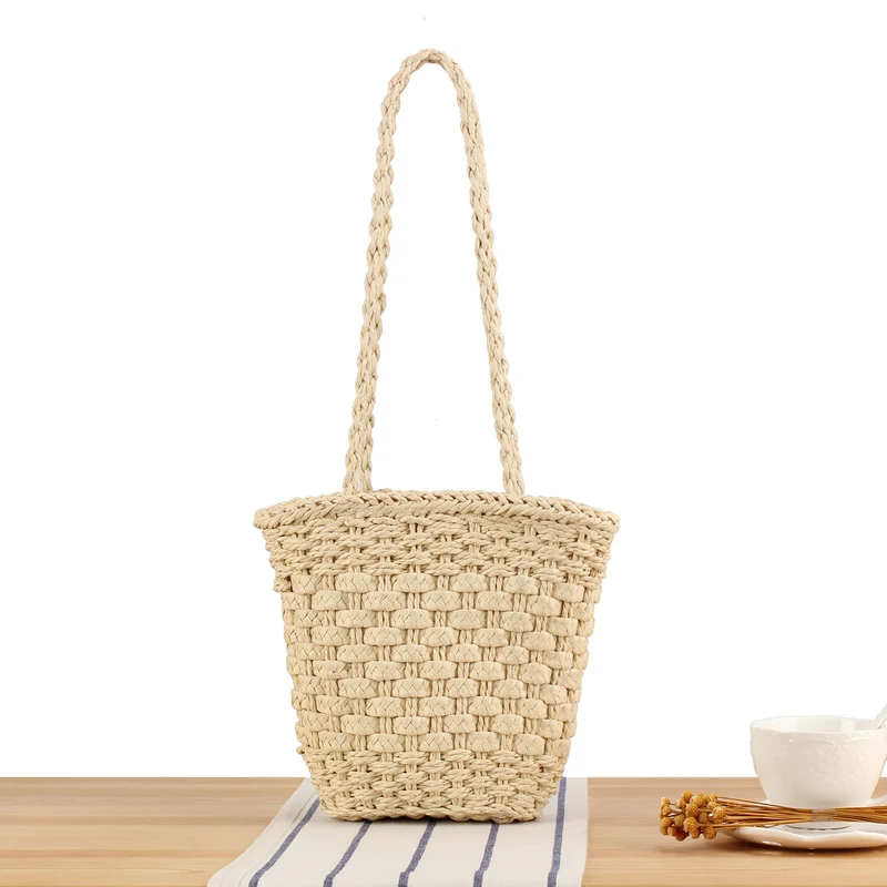 Handtasche aus handgefertigtem Naturgeflecht mit stabilem Tragegriff Skanto