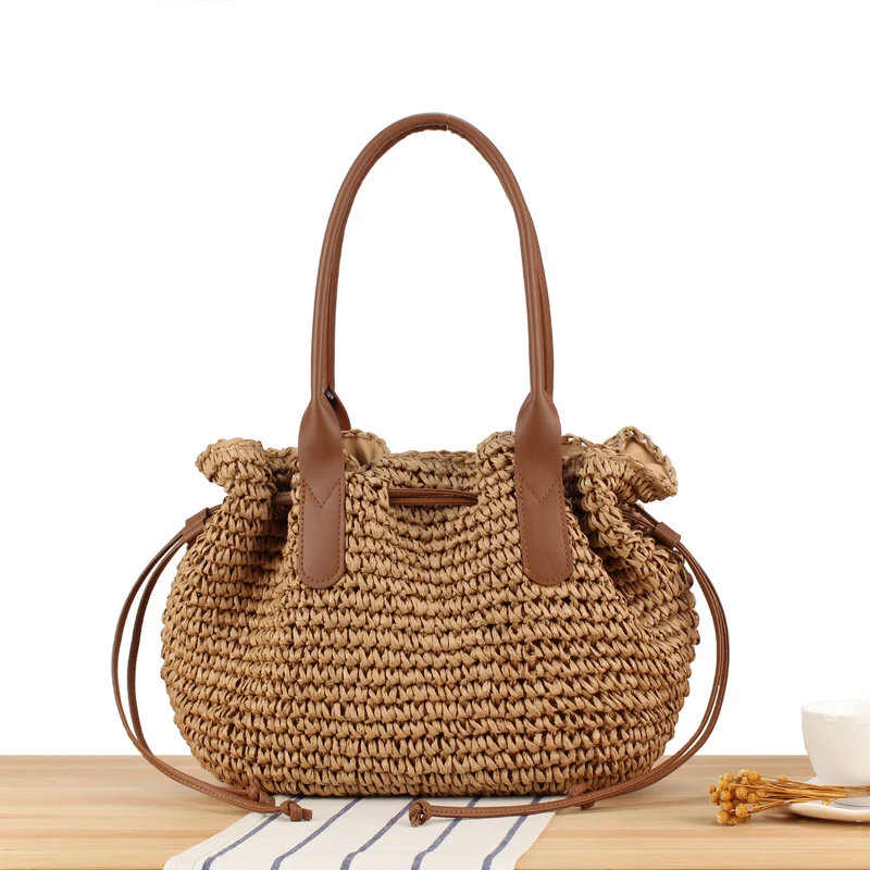 Handtasche mit weichem Ledergriff und geräumigem Innenfach Skanto