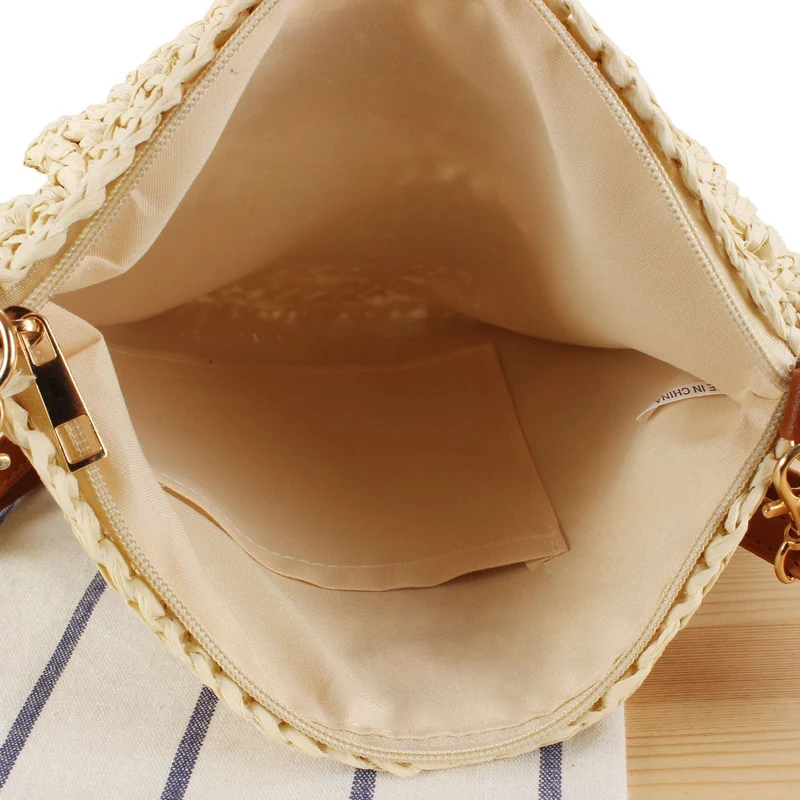 Handtasche mit Rüschendesign aus geflochtenem Bast Skanto