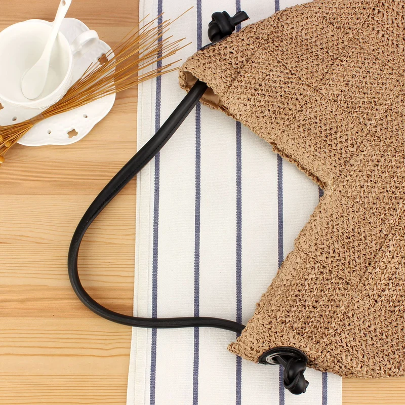 Handtasche mit modernem geometrischem Strickmuster Skanto