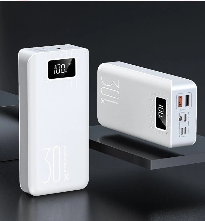 Leistungsstarke Powerbank mit LCD-Bildschirm und mehreren Anschlüssen Skanto