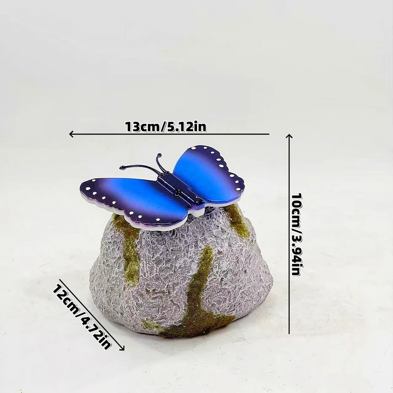 Dekorativer solarbetriebener Schmetterling auf Stein-LED-Gartenakzent Skanto