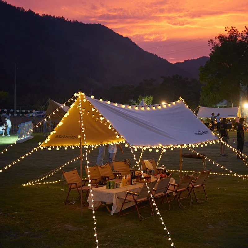 Dekorative Outdoor-LED-Stern- und Kugellichterkette, wetterfest, vielseitige Hängegirlande Skanto