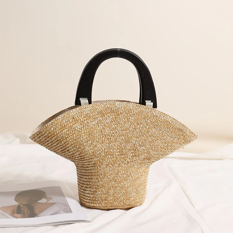 Moderne Handtasche mit stilvollen Kunststoffgriffen Skanto