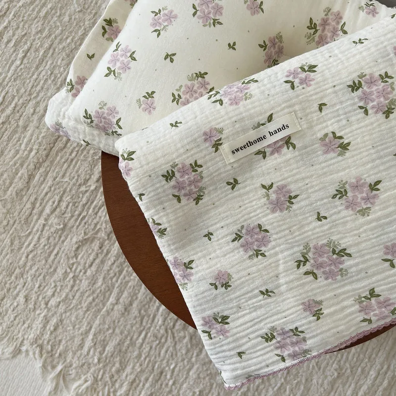 Gemütliche Decke für Damen mit Blumenmuster Skanto