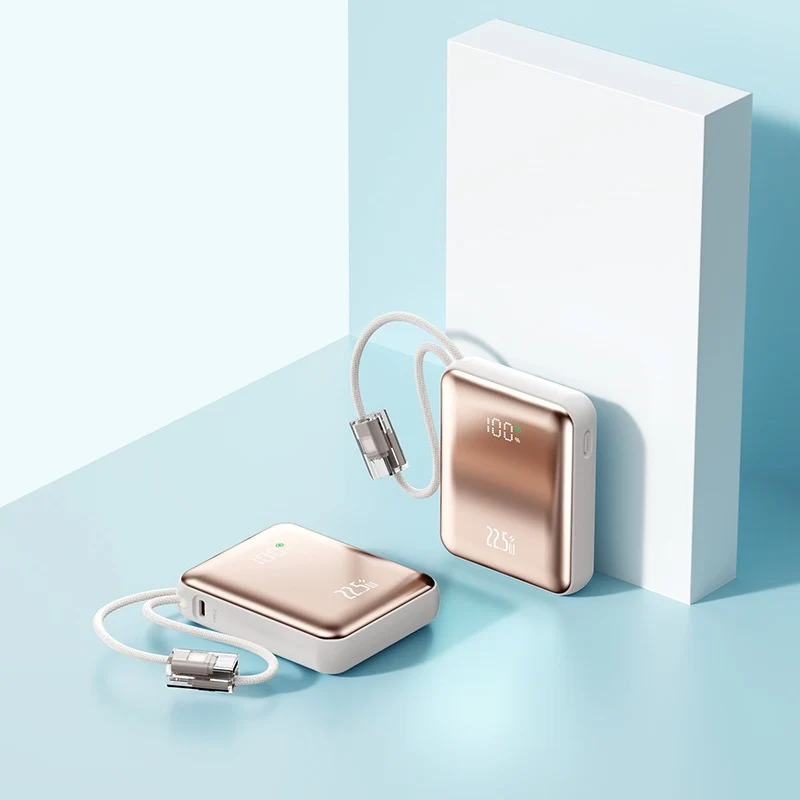 Ultraschlanke Powerbank mit integriertem Ladeanschluss und digitaler Ladeanzeige Skanto