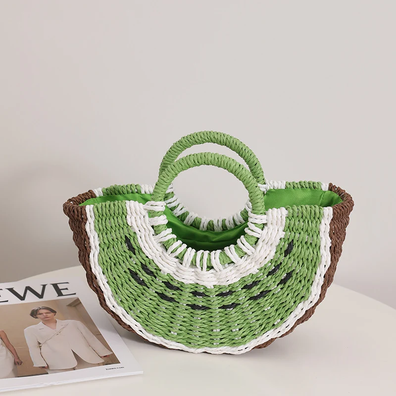 Auffällige Tasche mit gedrehtem Wellenprofil Skanto