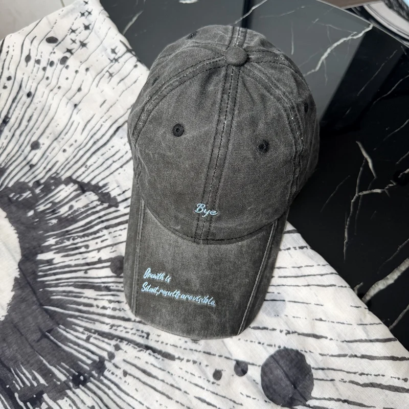 Lässige Distressed-Baumwoll-Baseballkappe für Damen Skanto