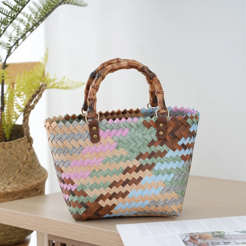 Handtasche aus gewebtem Material mit Bambusgriff Skanto