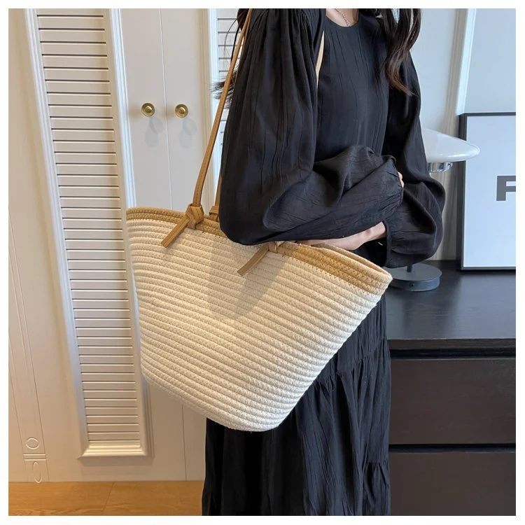 Elegante Strandtasche mit hochwertigen Details Skanto