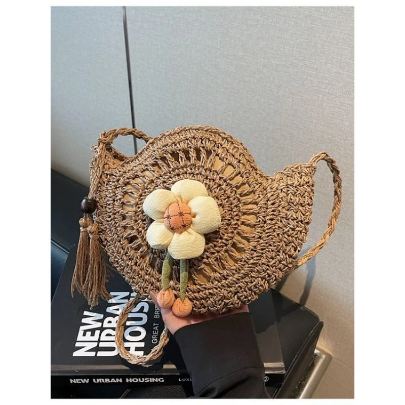 Handgeknüpfte blumenförmige Tasche Skanto