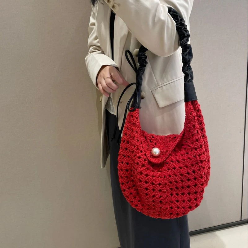 Handgeknüpfte vielseitige Tasche mit eleganten Perlenverzierungen Skanto