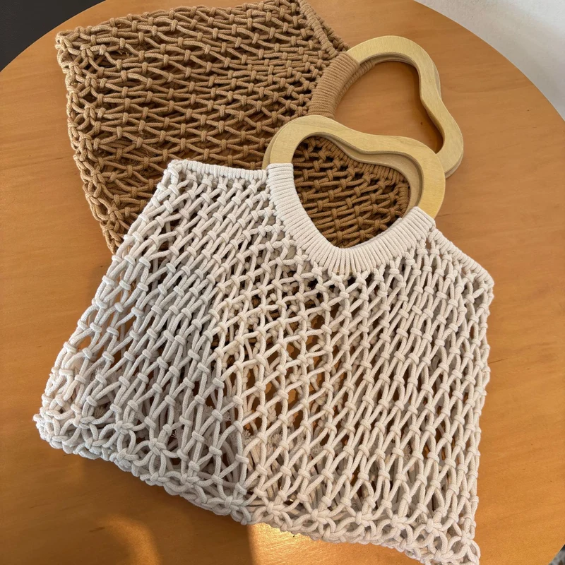 Stilvolle Handtasche mit herzförmigem Griff Skanto