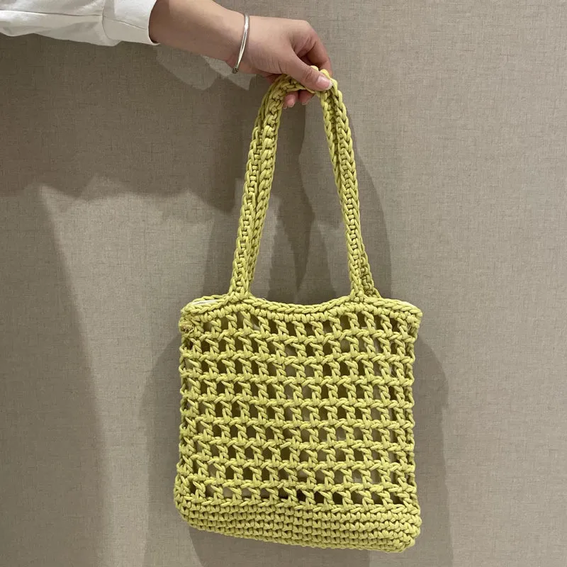 Moderne Handgelenktasche Skanto