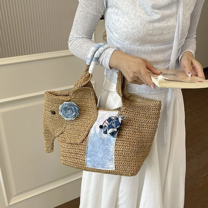 Verspielte Strohtasche Skanto