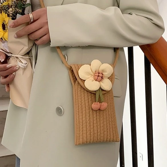 Schultertasche mit Blumenmuster Skanto