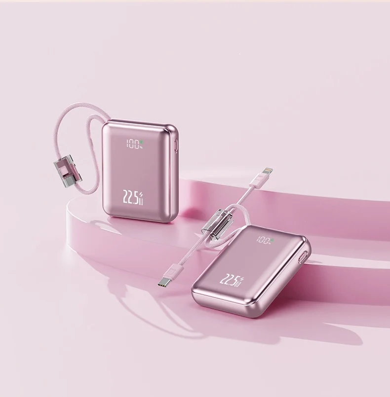 Kompakte Powerbank mit digitaler Leistungsanzeige und integriertem Ladekabel Skanto